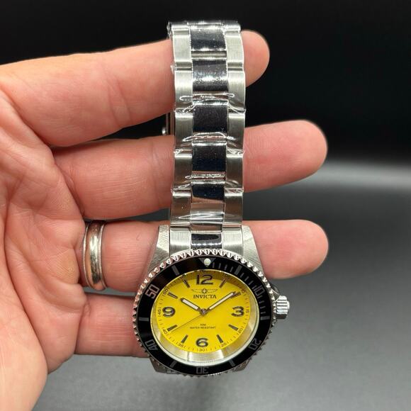 Invicta Specialty 49345 Men 40mm Yellow Dial Black Bezel Stainless Steel Quartz - Picture 11 of 17